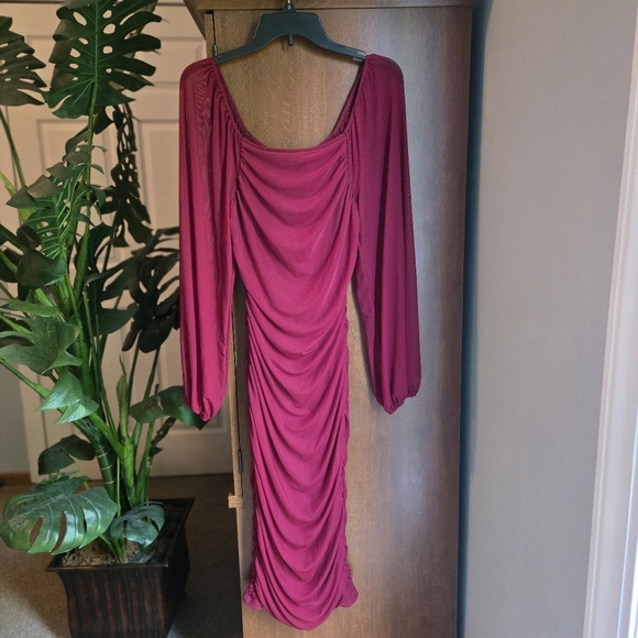NWT Merokeety Bodycon Midi Dress With Mesh Puff Sleeve And Ruching In Wine - Picture 1 of 4